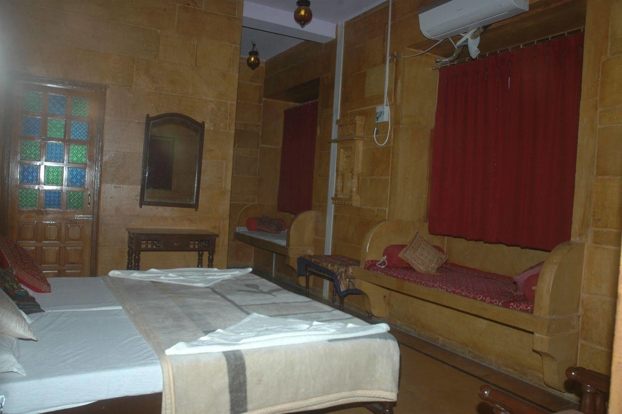 Hotel Gorakh Haveli Dzsaiszalmer Kültér fotó